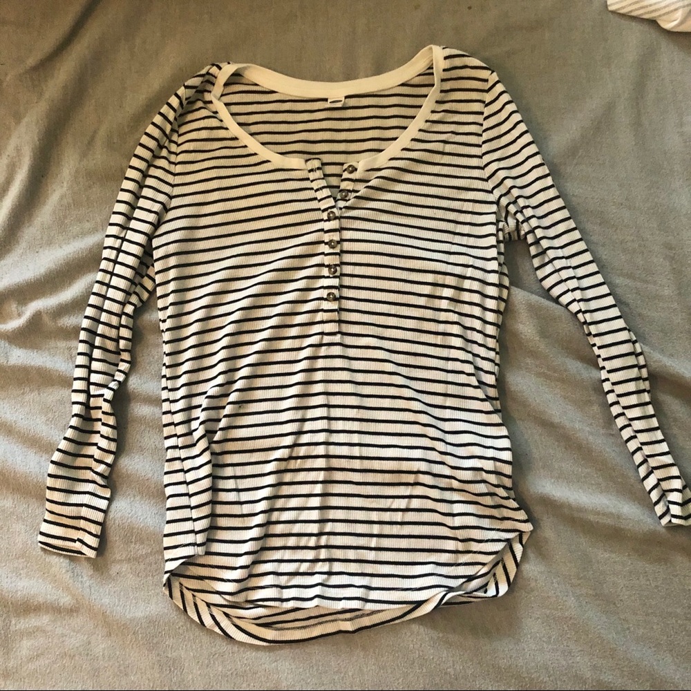 Old navy striped shirt